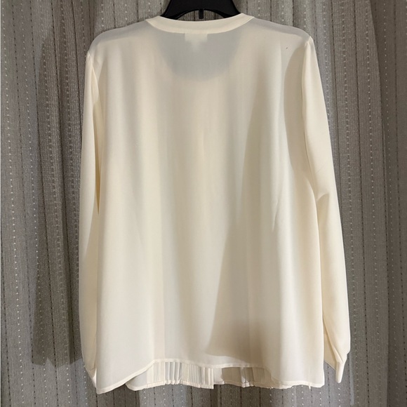 J. Jill Cream Pleated Blouse - Picture 2 of 4
